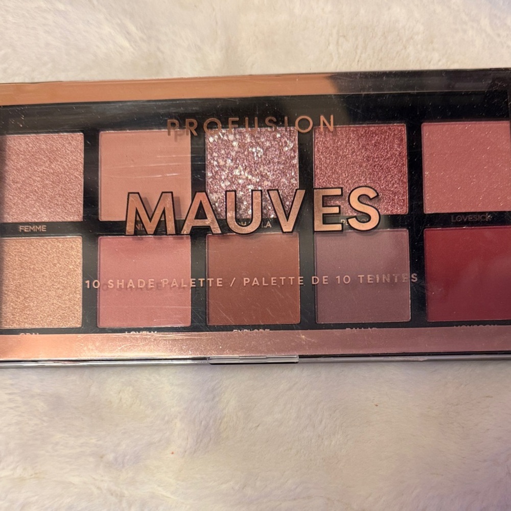 Profusion Cosmetics Mauves Eyeshadow Palette - Pink and Brown Hues